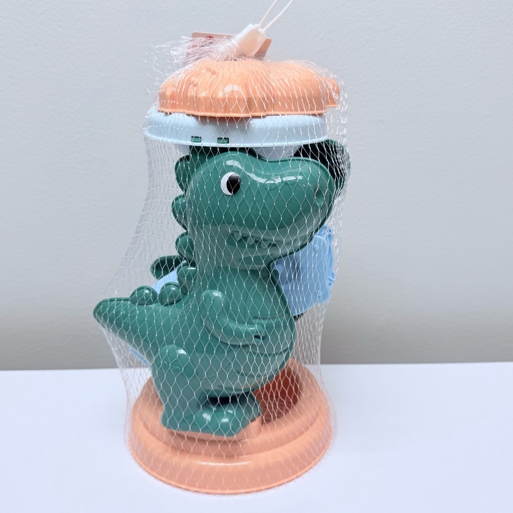 New! Target Bullseye Dinosaur Sand Molds and Water Mill Play Set